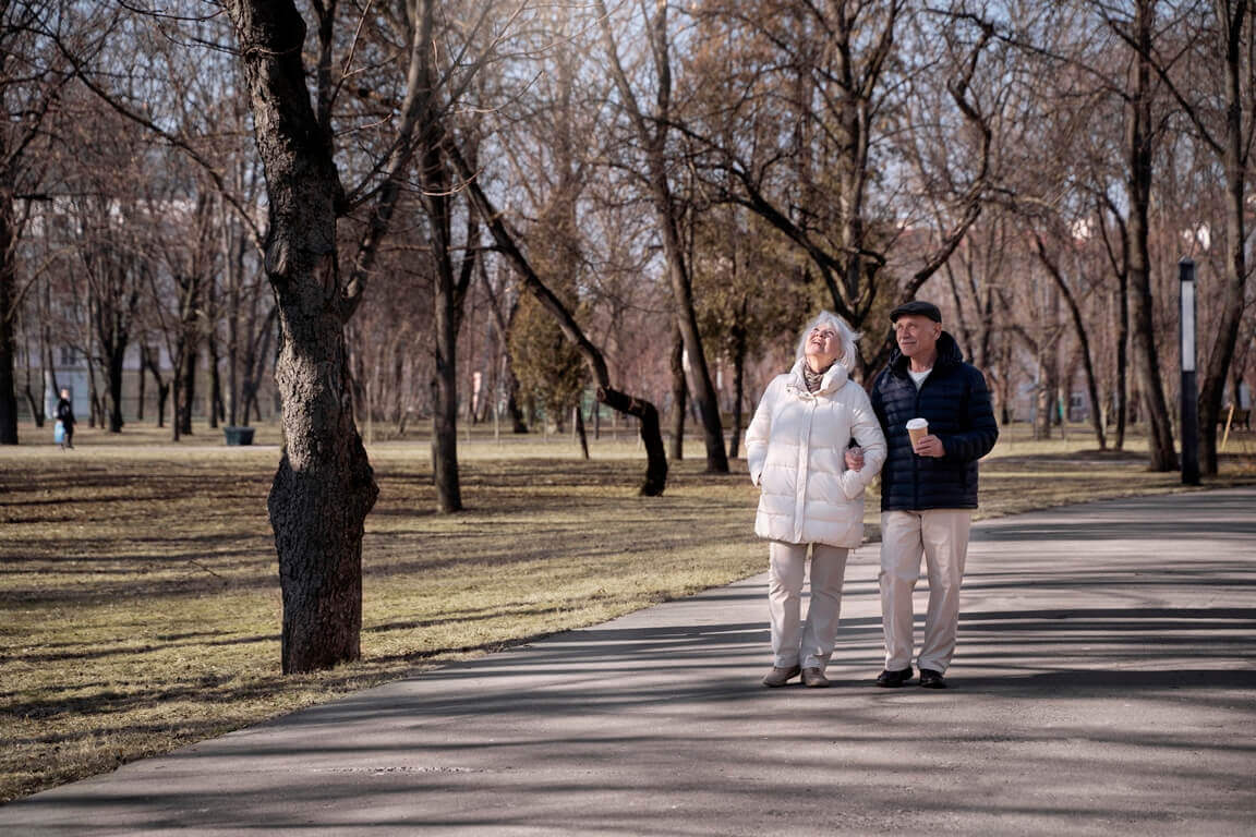 Какую пользу приносит ходьба в пожилом возрасте?